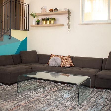 Spacious By The Orient Hotel - 4 Bdr Apartment Jerusalem Exteriör bild
