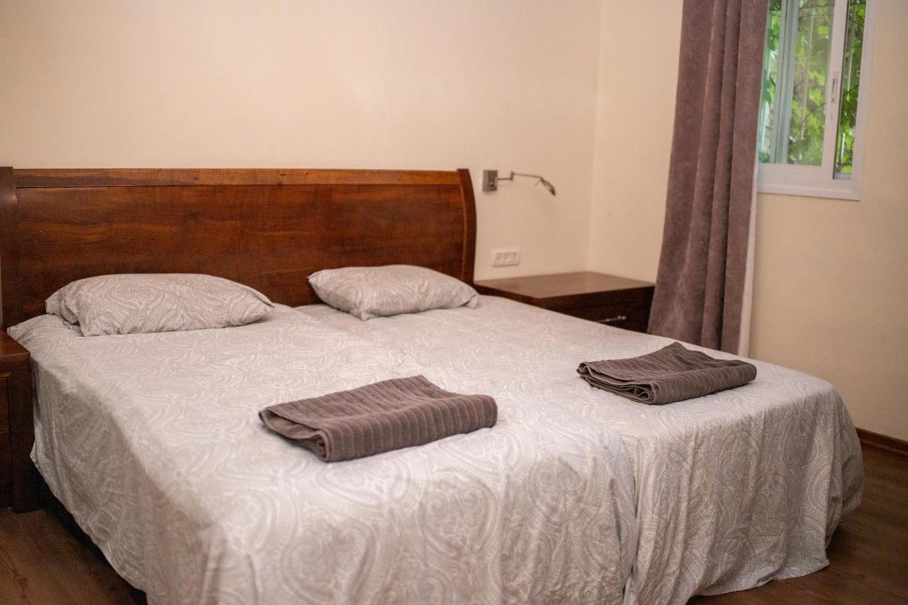 Spacious By The Orient Hotel - 4 Bdr Apartment Jerusalem Exteriör bild