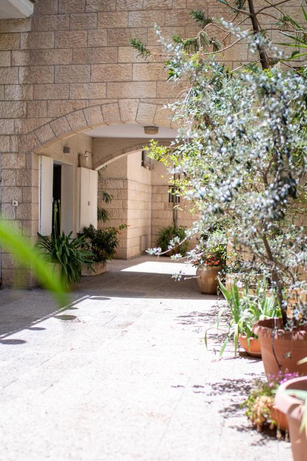 Spacious By The Orient Hotel - 4 Bdr Apartment Jerusalem Exteriör bild