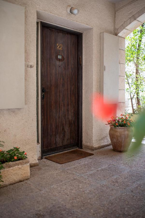 Spacious By The Orient Hotel - 4 Bdr Apartment Jerusalem Exteriör bild