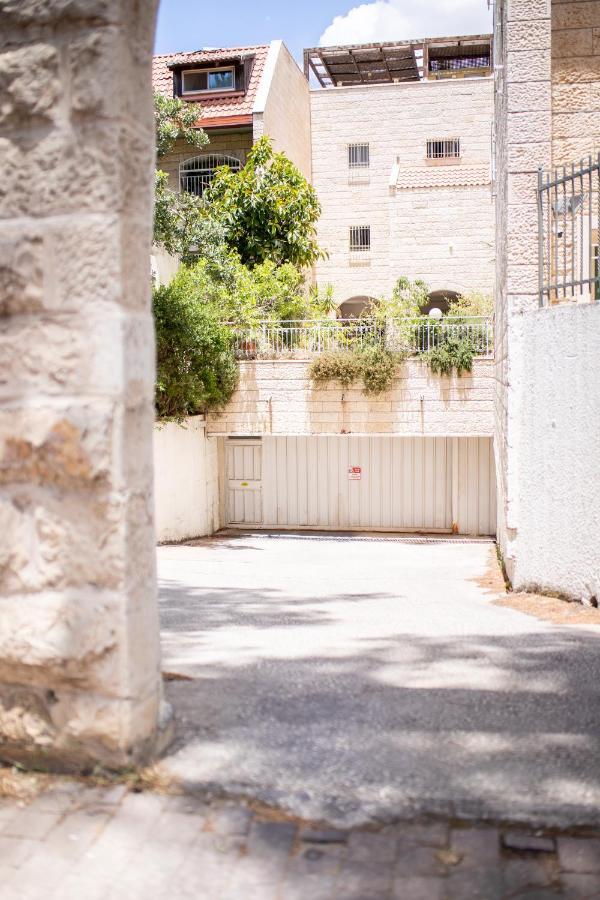 Spacious By The Orient Hotel - 4 Bdr Apartment Jerusalem Exteriör bild