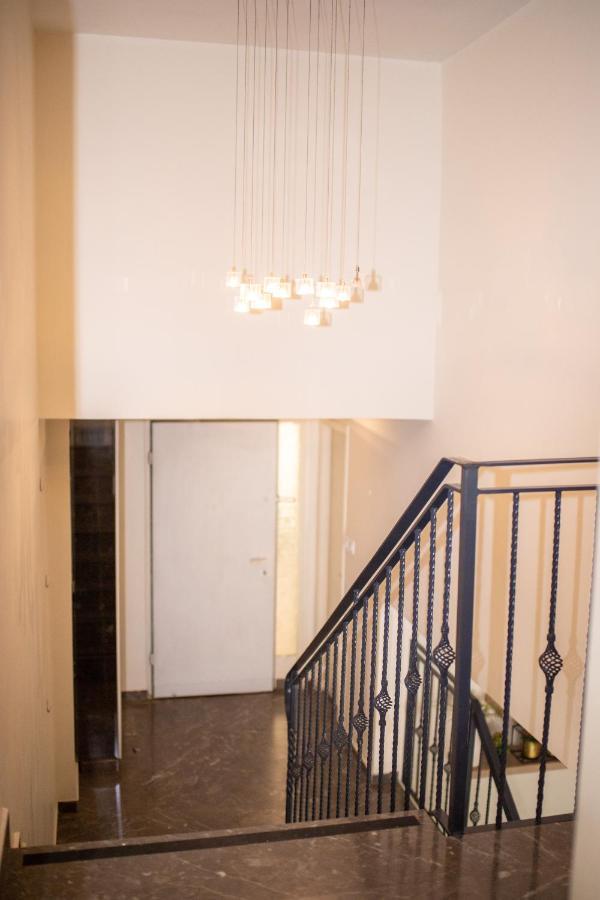 Spacious By The Orient Hotel - 4 Bdr Apartment Jerusalem Exteriör bild