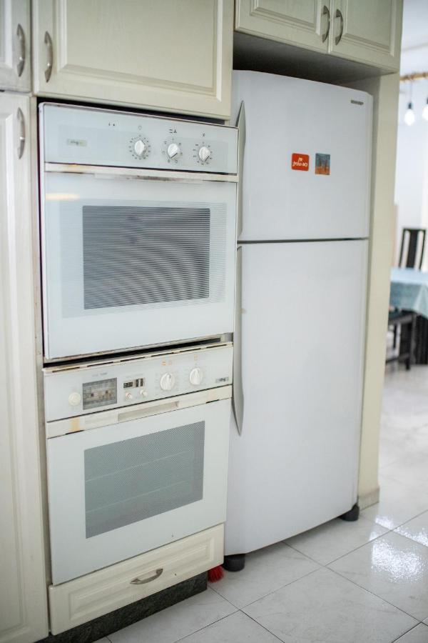 Spacious By The Orient Hotel - 4 Bdr Apartment Jerusalem Exteriör bild